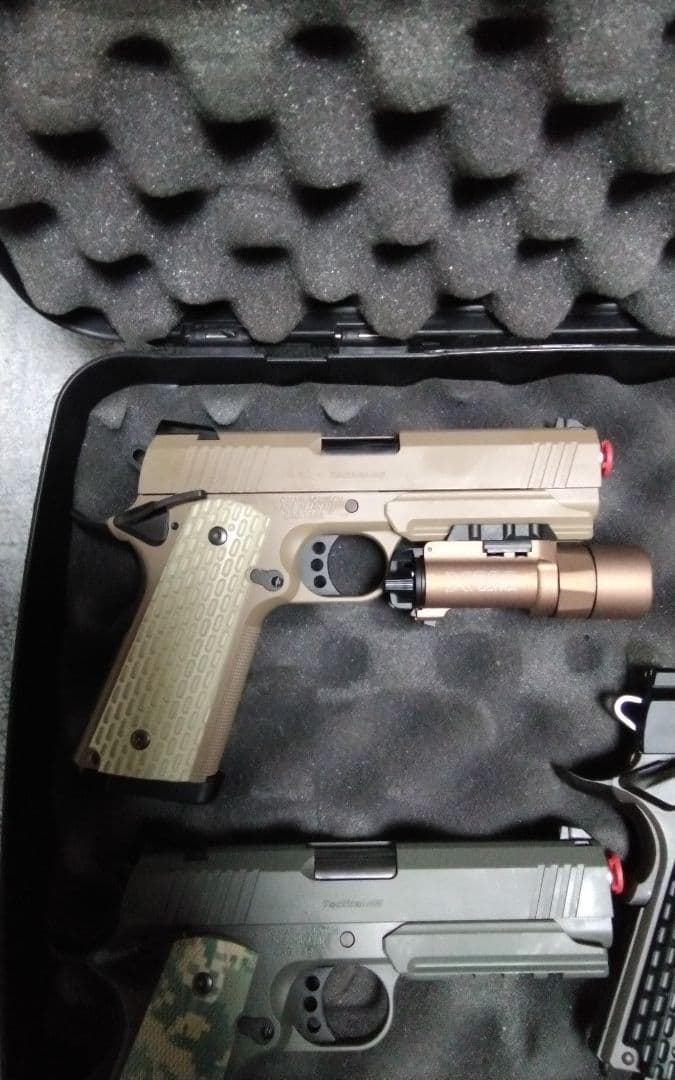 東京マルイ デザート、ナイト、フォリッジウォリアー3丁セット 東京