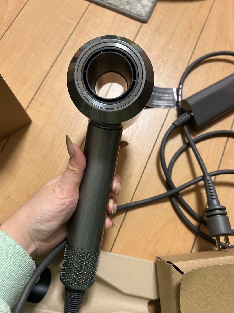 【正常動作品】dyson ダイソン ヘアドライヤー HD15 ほぼ未使用