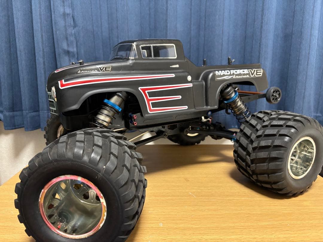 ヒ*ゲ様 京商MAD FORCE CRUISER VE ツインモーター