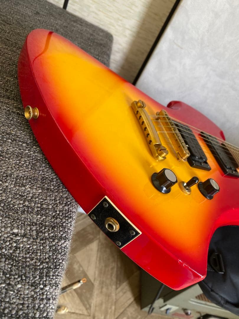 TARGET ターゲット　ギター