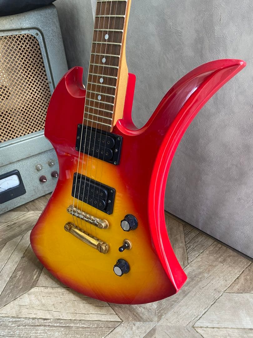 TARGET ターゲット　ギター