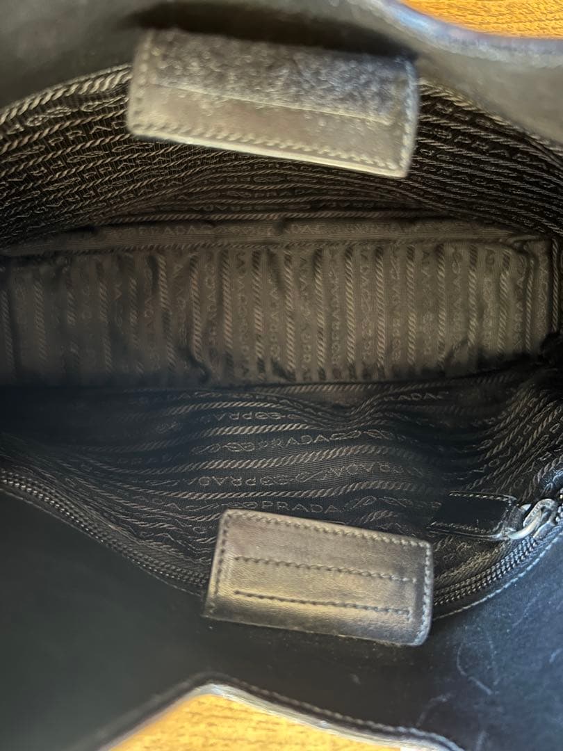 バッグ PRADA archive leather shoulder bag