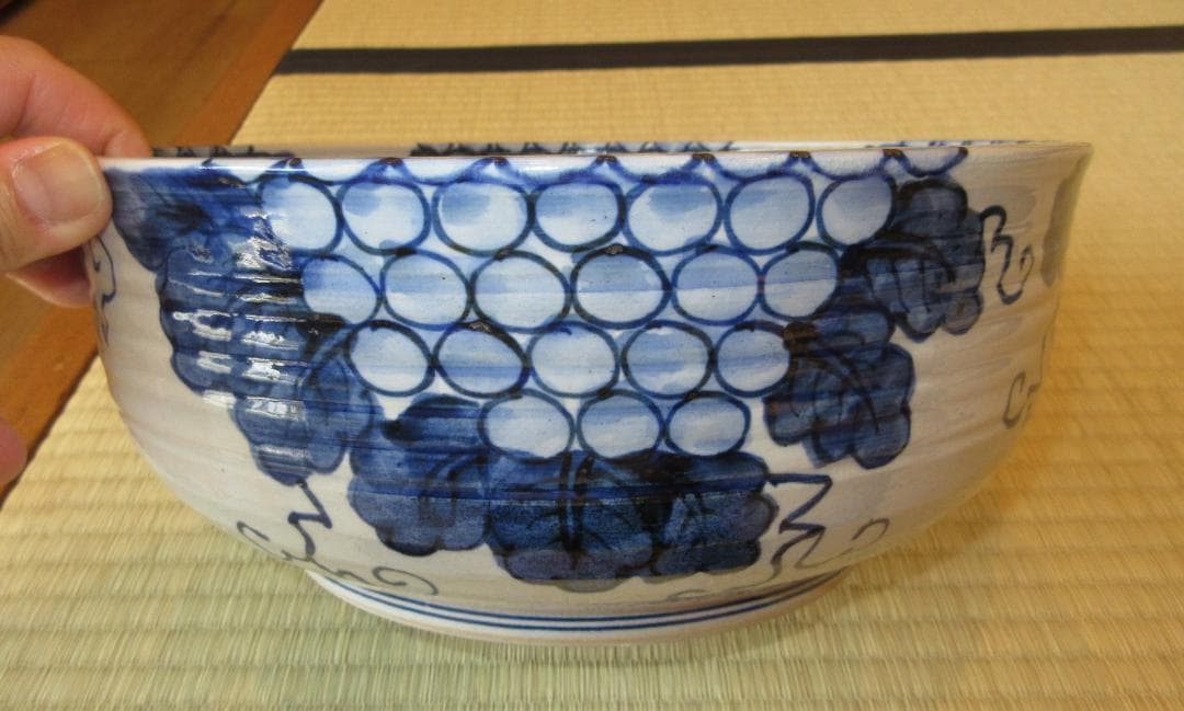 送料込【逢絢亭】茶道具 平水指 京焼 染付 葡萄の図 真塗の割蓋 平安桐鳳