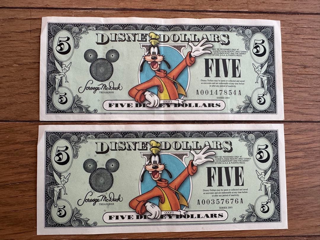 ディズニーダラー　カリフォルニア50周年記念紙幣4枚セット　5ドル札×2枚