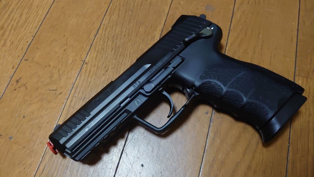 東京マルイ HK45 ガススローバック BB弾入りボトル2本サービス