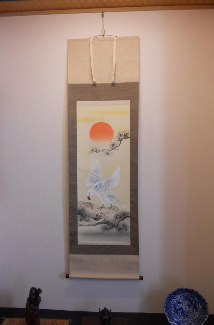 掛け軸 宗山 老松白鷹 絹本 希少 軸装 茶道具 掛軸 美品 です。