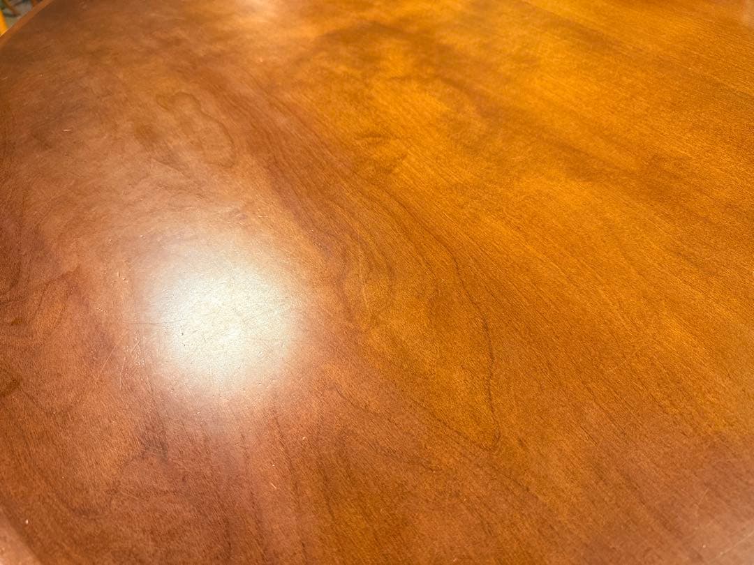 飛騨産業 HIDA キツツキマーク ダイニングテーブル　ラウンド