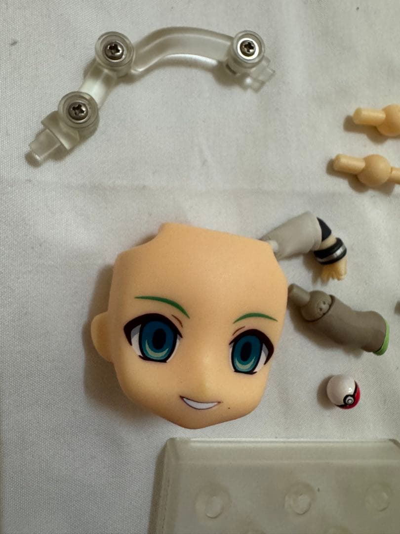 N エヌ　レシラム　ねんどろいど フィギュア　ポケモン　ポケットモンスター