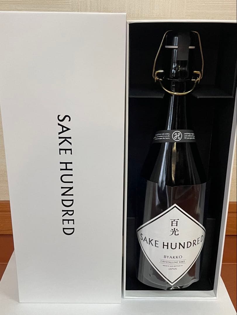 SAKE HUNDRED BYAKKO クリスタリン酒