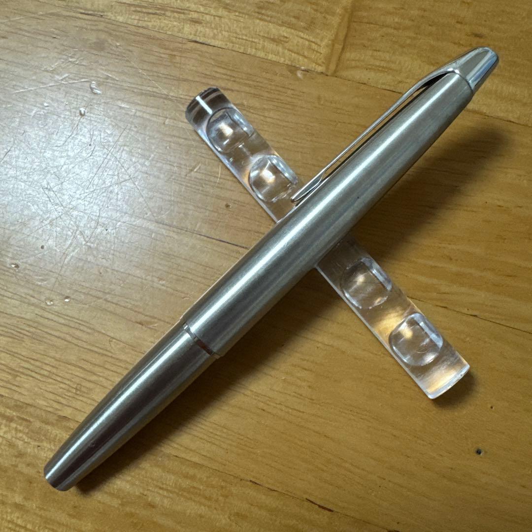 モンブランMONTBLANCジェネレーション プラチナブルー13210 ロゴ入