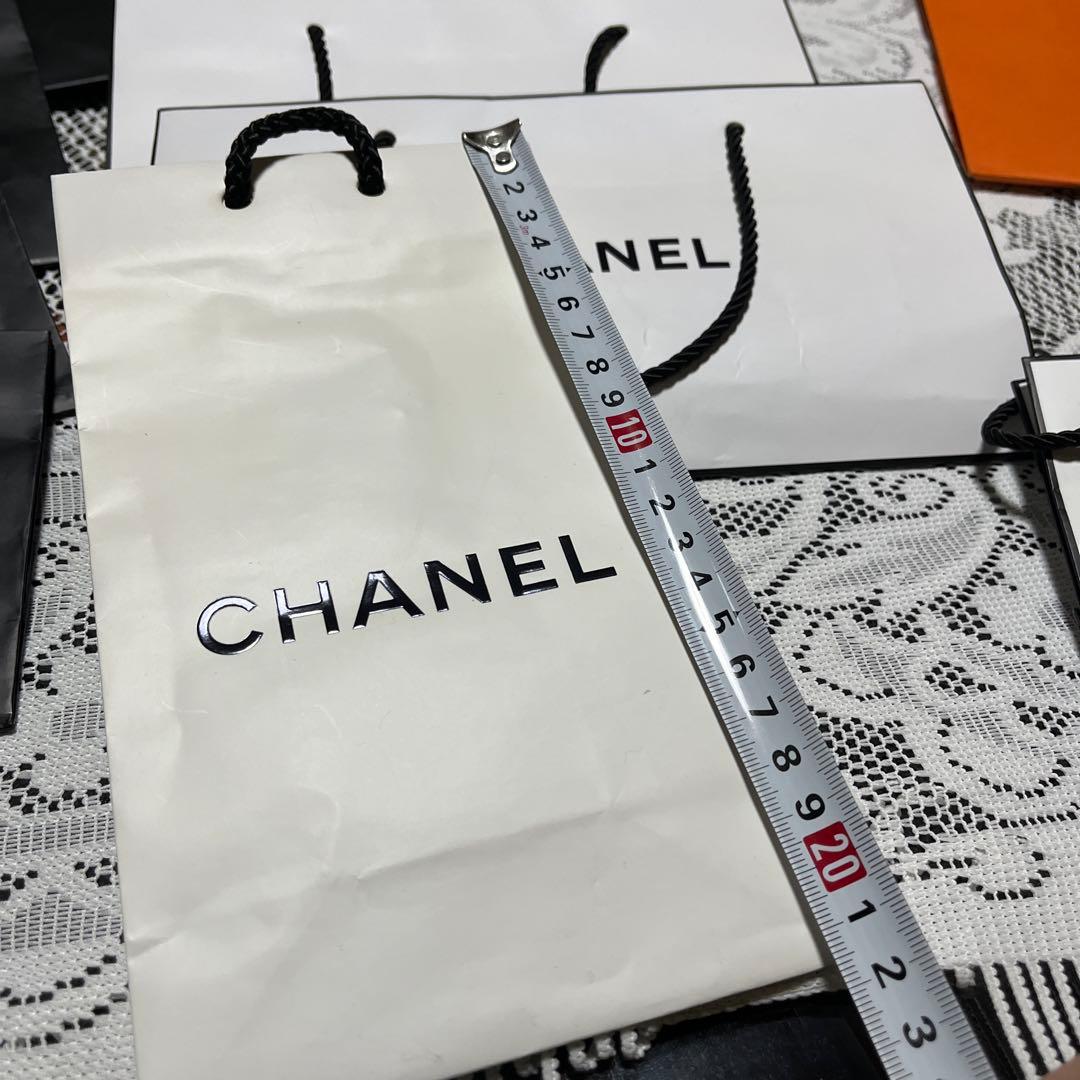 CHANEL ショップ袋 黒白 複数セット - メルカリ