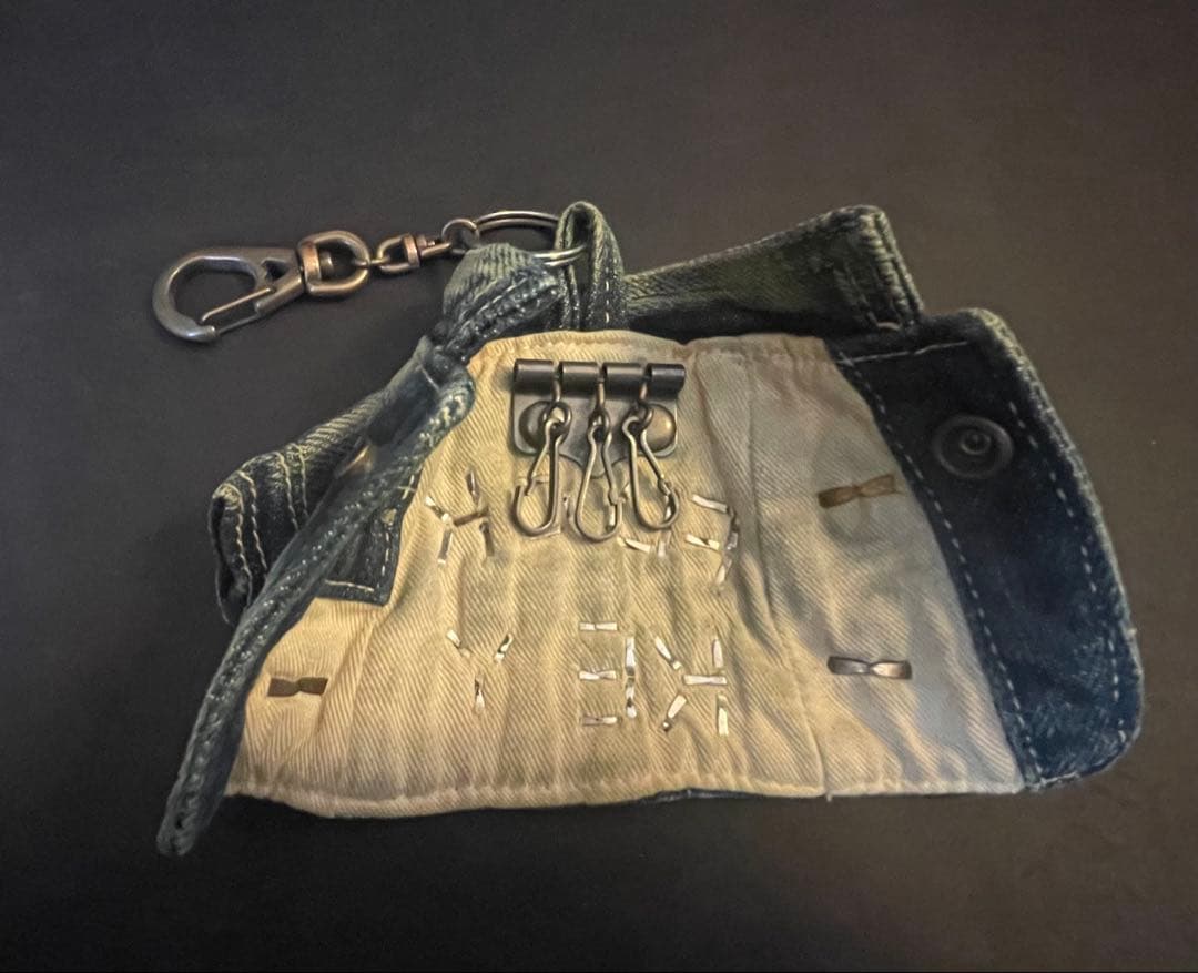 KAPITAL カバーオール型キーケース インディゴの通販はau PAY