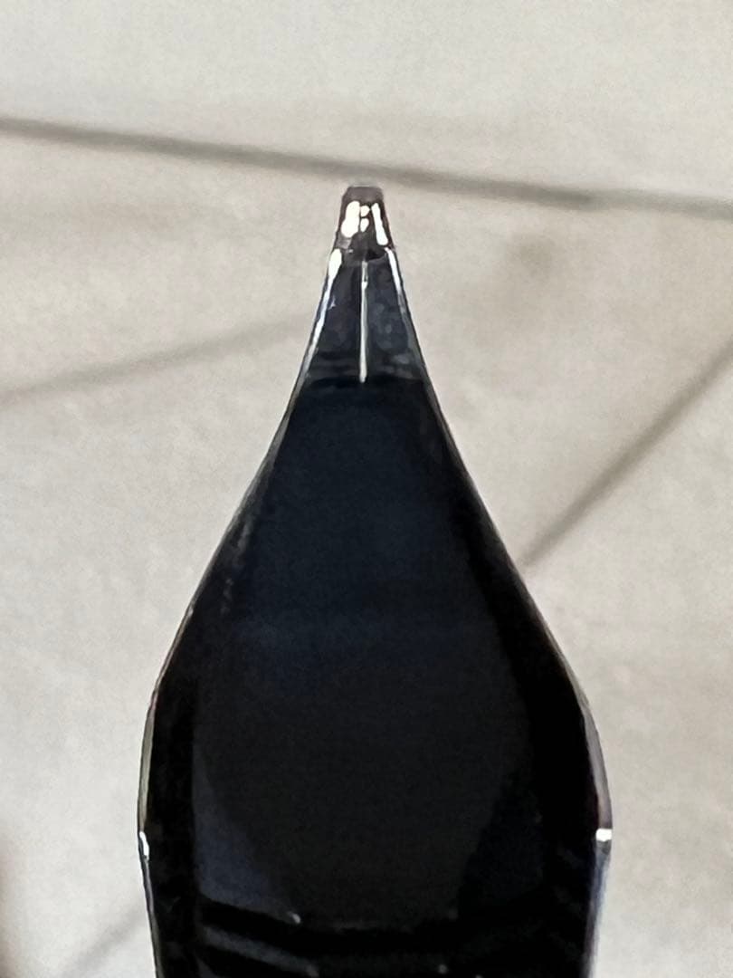 DELTA アメリゴ・ヴェスプッチ Mニブ レア【新品】デルタ 『アメリゴ