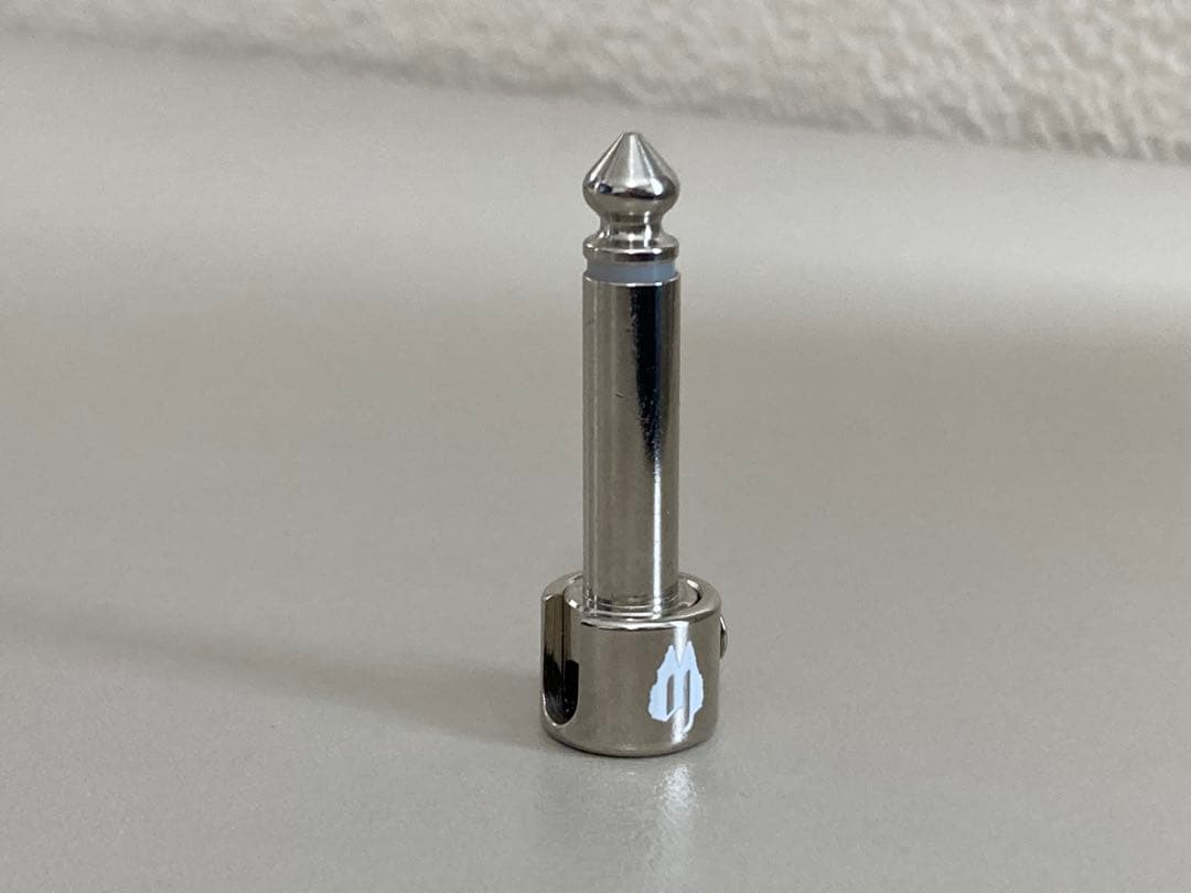 FREE THE TONE ソルダーレスプラグ