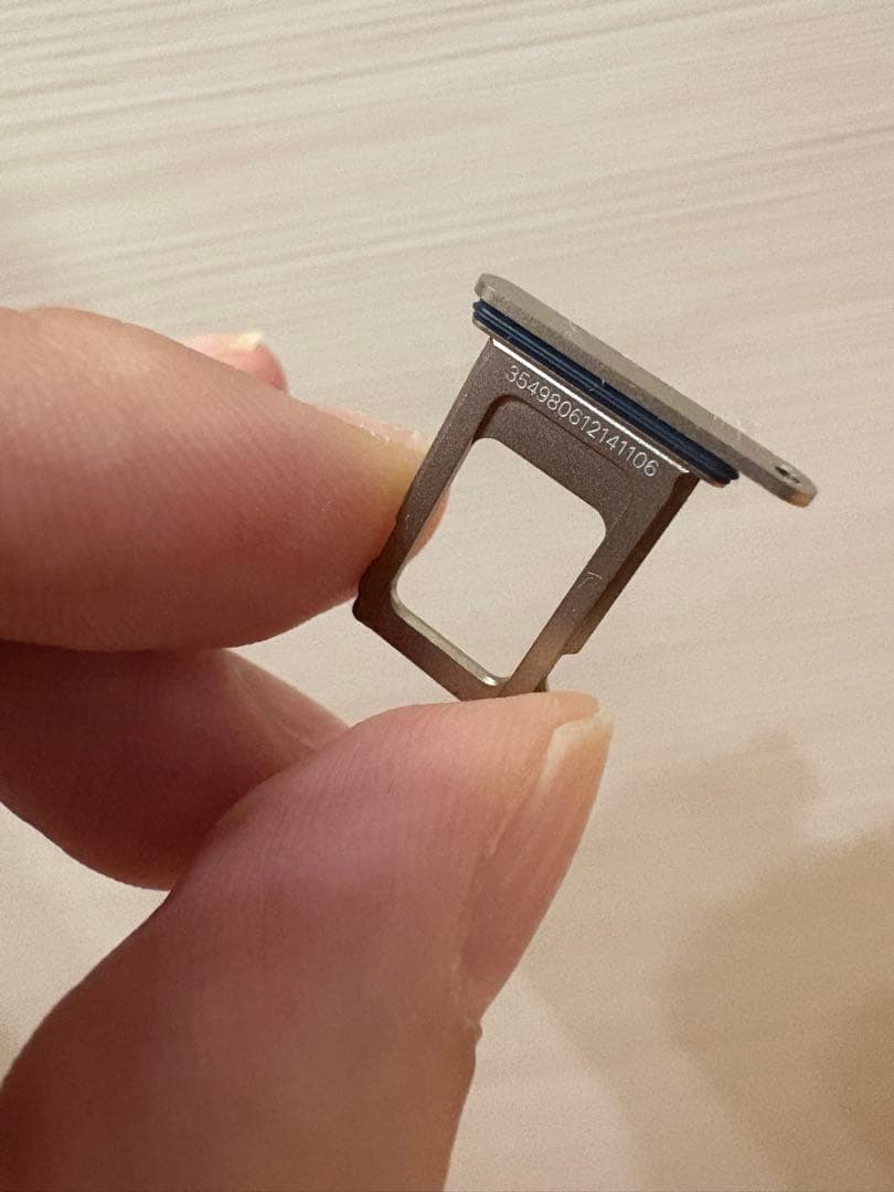 Apple iPhone 13 Pro シルバー 本体 充電ケーブル付き