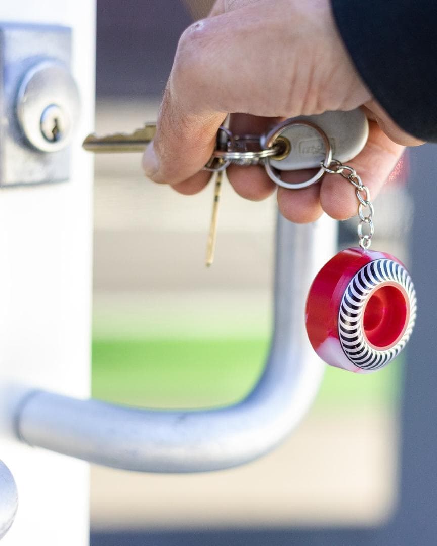 完売品 Spitfire Wheels Key Chain Classic ⑤