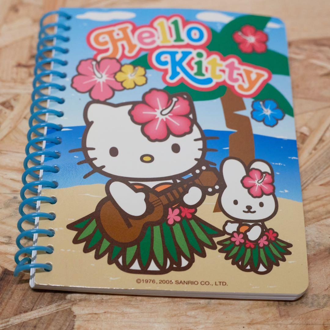 ハワイ限定　日焼けキティ　ぬいぐるみ　ネックストラップ　リングノート　セット