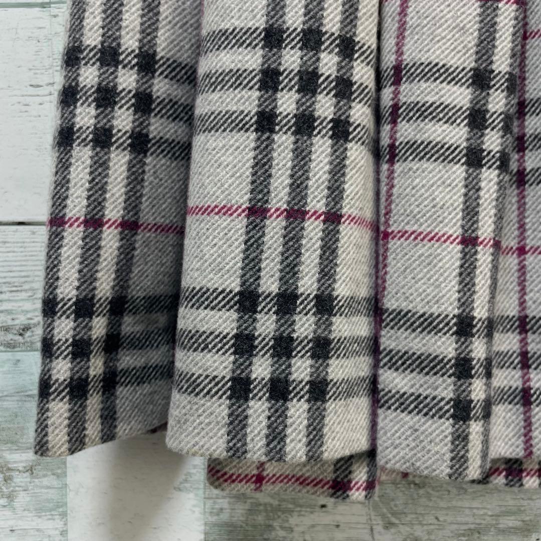 ☆未使用・タグ付☆バーバリーロンドン　ノバチェック柄タックスカート　アルパカ素材