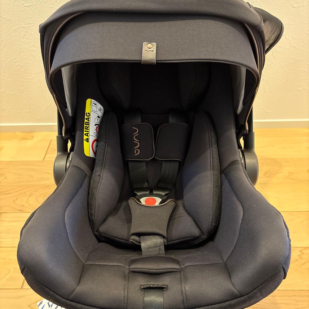 ヌナ　チャイルドシート　ピパネクスト　pipaNEXT