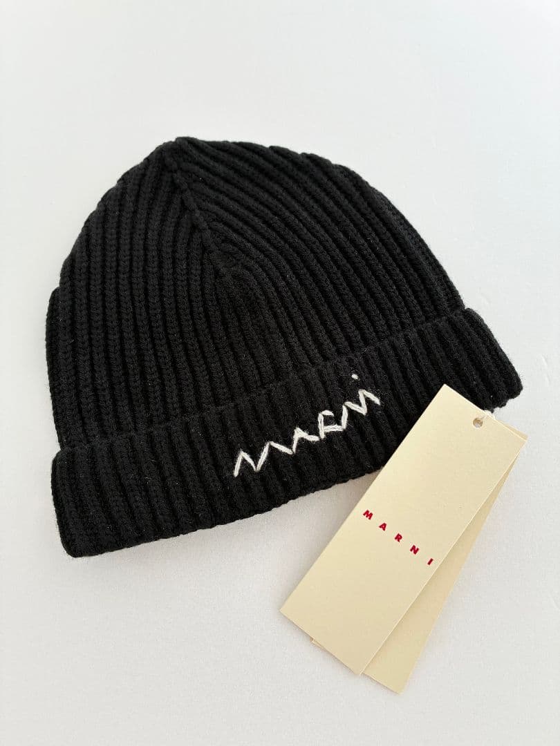大人もOK! Marni マルニ .刺繍ロゴ リブ ニット帽 ニットキャップ 大人