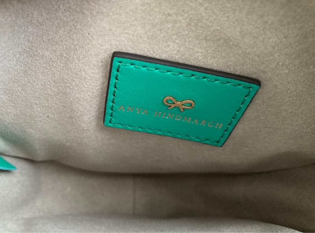 アニヤハインドマーチ メタリック パステルバッグ クラッチ