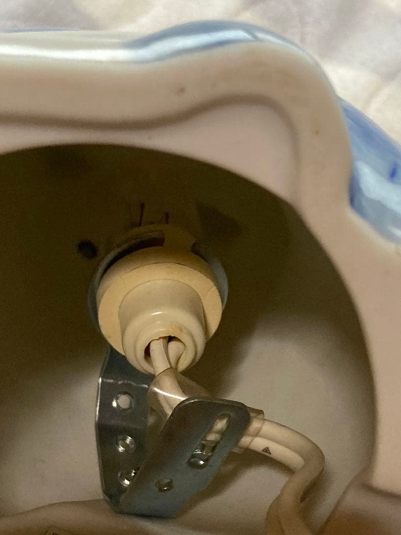 伝染るんです　吉田戦車　かわうそくん　陶器　電灯