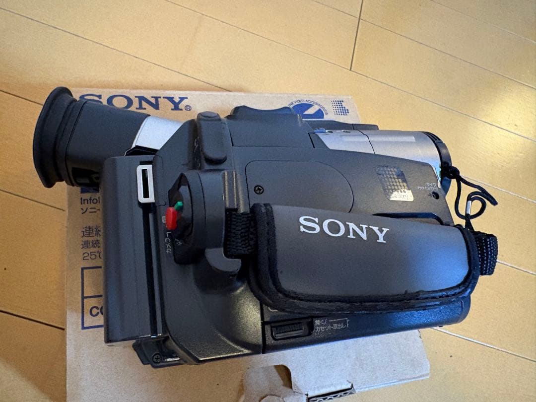 【美品】ソニー ①MiniDV Handycam DCR-TRV7②カメラバック