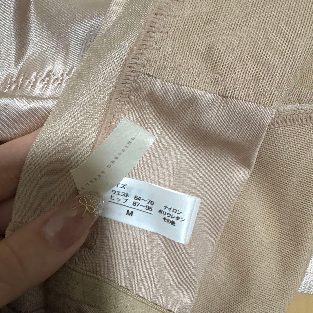 THE TREAT DRESSINGブライダルインナーB65 ビスチェ・ガードル