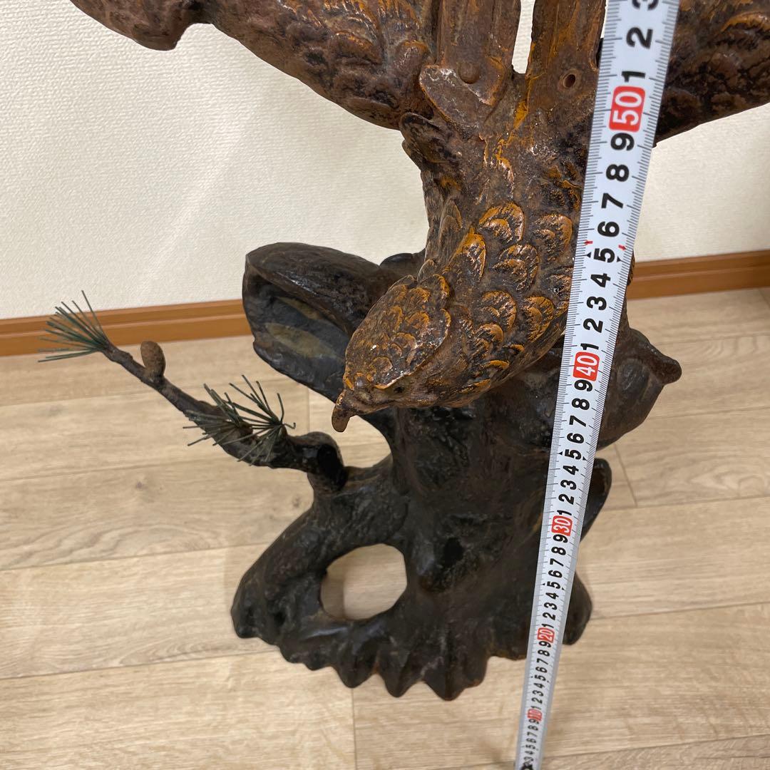 鷹 松 松の木 鳥 ブロンズ 鉄製品 鉄製 銅彫金 彫刻 鳥 アンティーク 金運