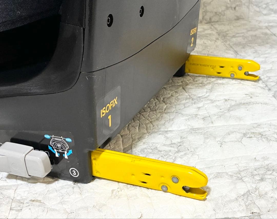 【送料込み】MAXI-COSI AxissFix Plus ISOFIX