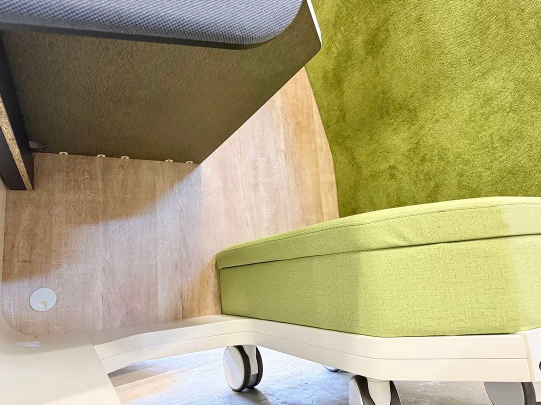 フリーアドレス用可動式集中ブース フリーアドレスデスクの通販