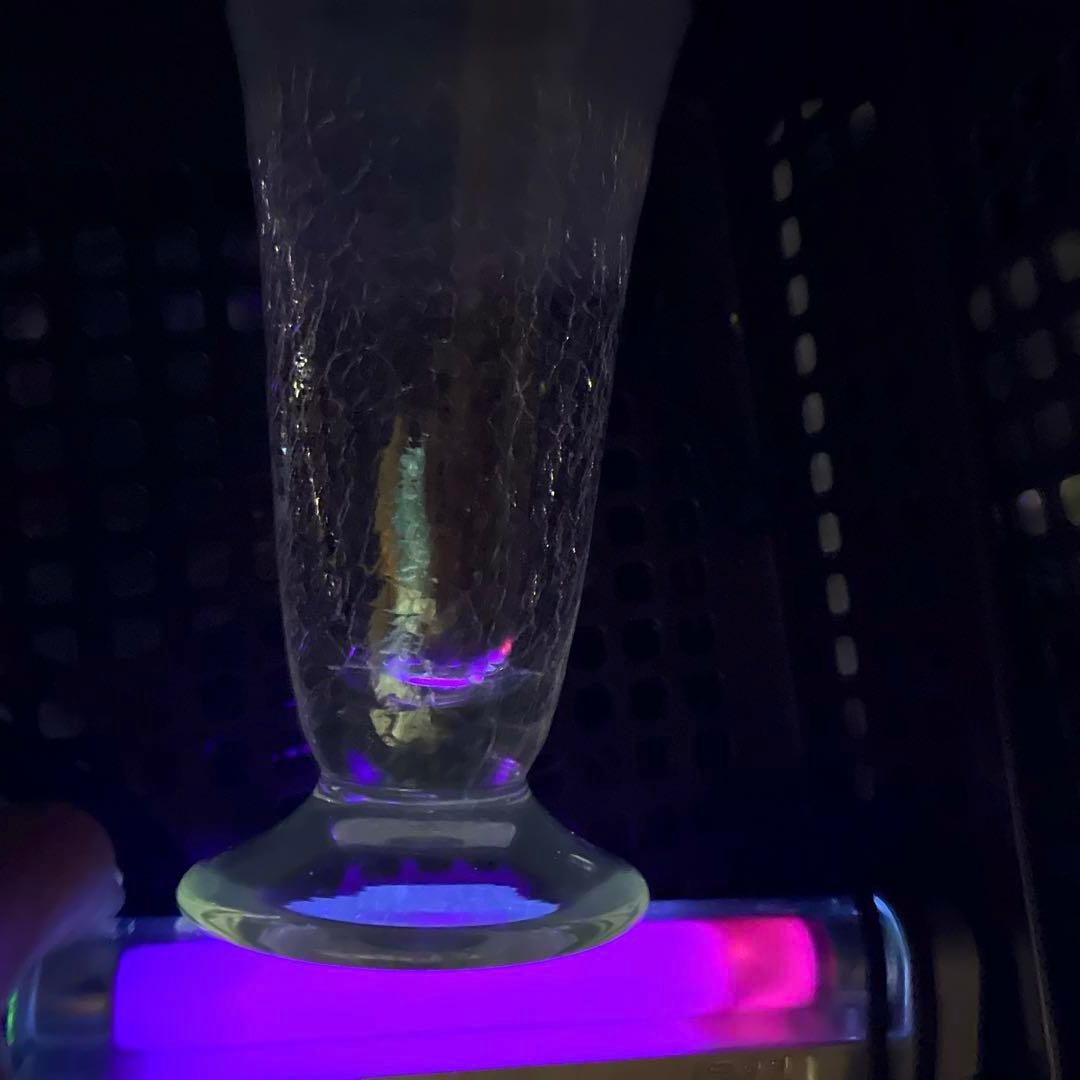 骨董 時代ガラス 希少 氷裂紋 乳白色 反り口 ラッパ型 パフェグラス1客②