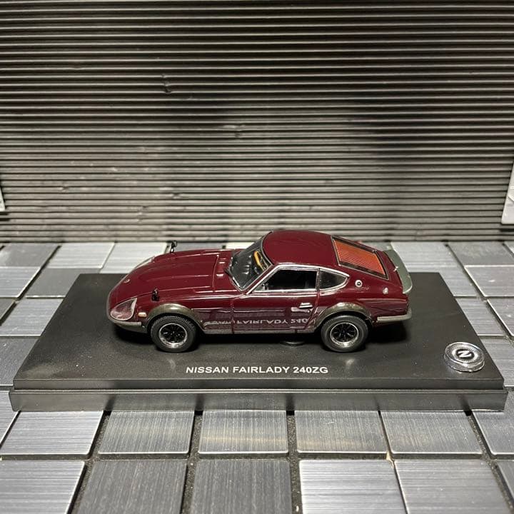 新品未展示品 京商 1/43 日産 フェアレディ240ZG マルーン - メルカリ