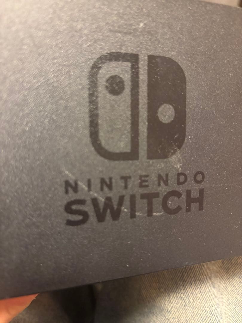 Nintendo Switch 本体 + Joy-Con 青赤
