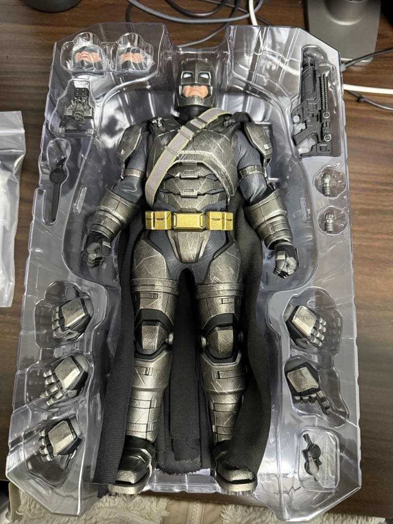 ホットトイズ MMS742D62 アーマード・バットマン通常版 Batman - メルカリ
