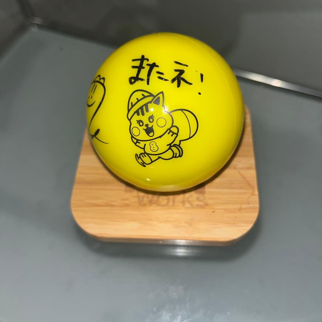 N**様 NiziU サインボール リクAWAKE - メルカリ