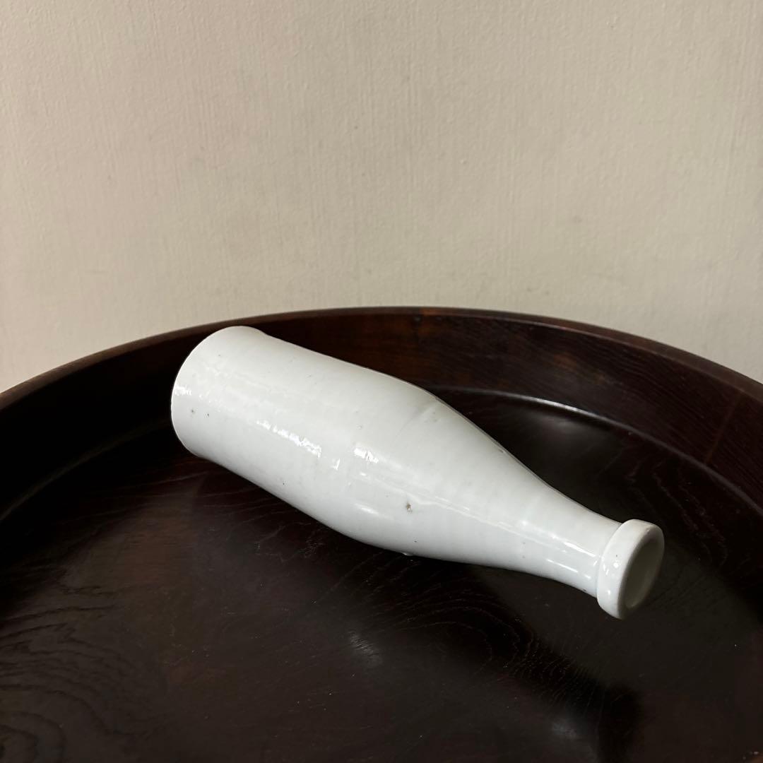 平佐白磁ボトル　明治　波佐見　伊万里　ストーンウェア　瀬戸　李朝　花器　白洲正子
