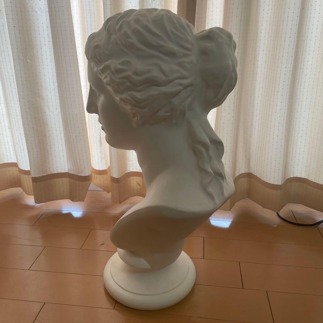 ミロのヴィーナス 首像 石膏像 - メルカリ