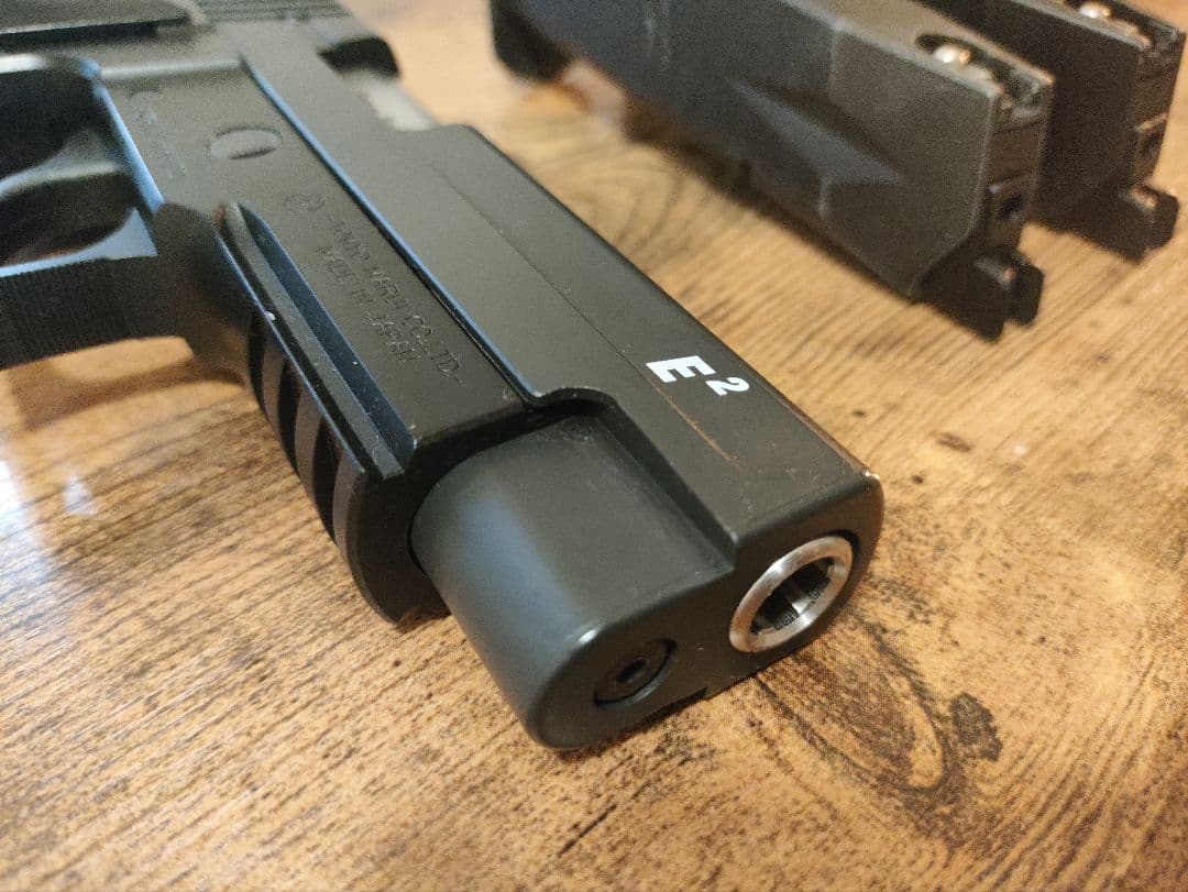 東京マルイ SIG SAUER P226 E2 ガスブロ