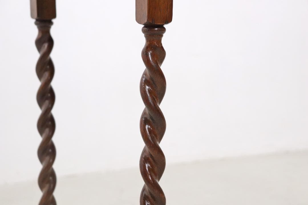 英国 イギリス ヴィンテージ ツイストレッグ オーク無垢材 サイドテーブル