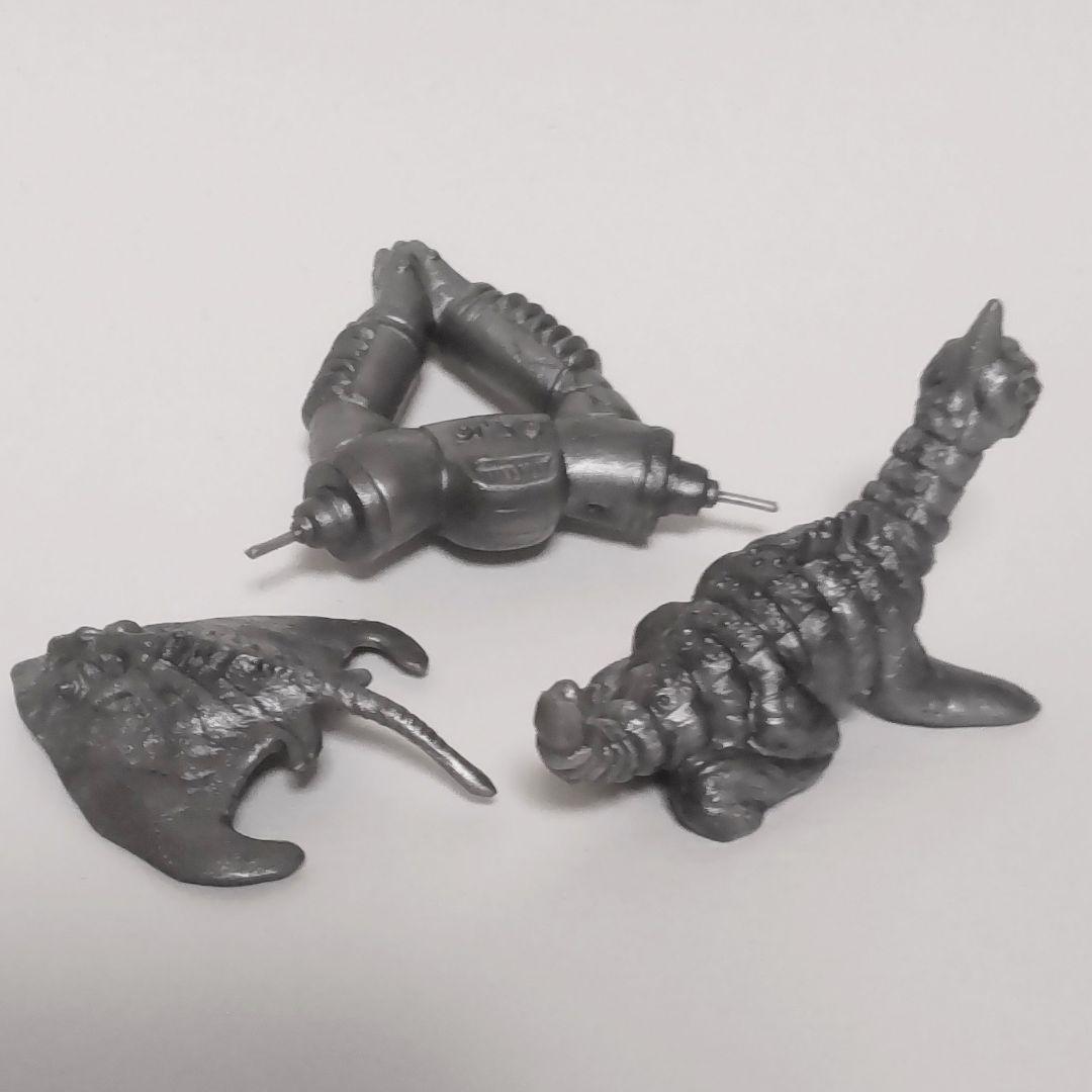 ぐんじょうさん用★コレ338,347　ウルトラマン怪獣消しゴム