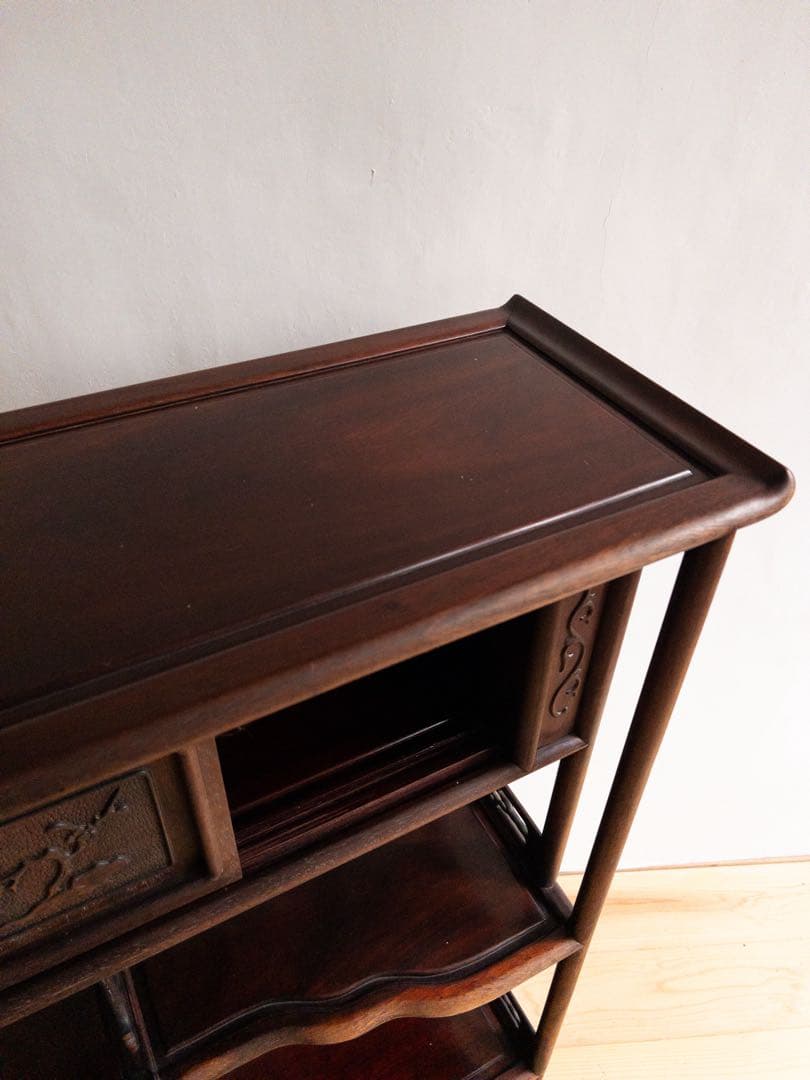 茶箪笥 天然木 茶棚 和風 和室家具 唐草透彫 高級家具 透かし彫り