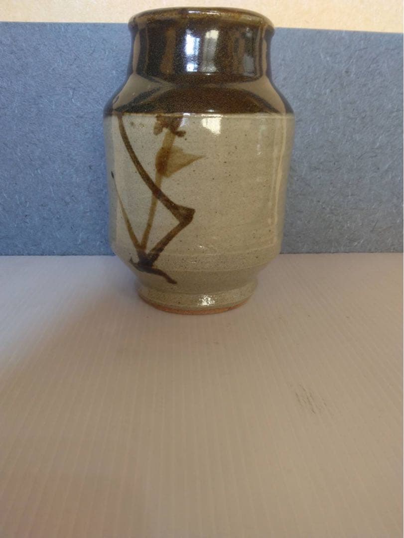 人間国宝「浜田庄司」作 鉄絵花瓶 共箱付 無疵完品 真