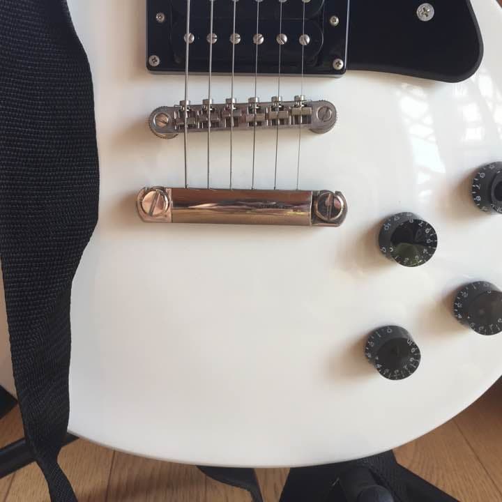Epiphone   白 ギター