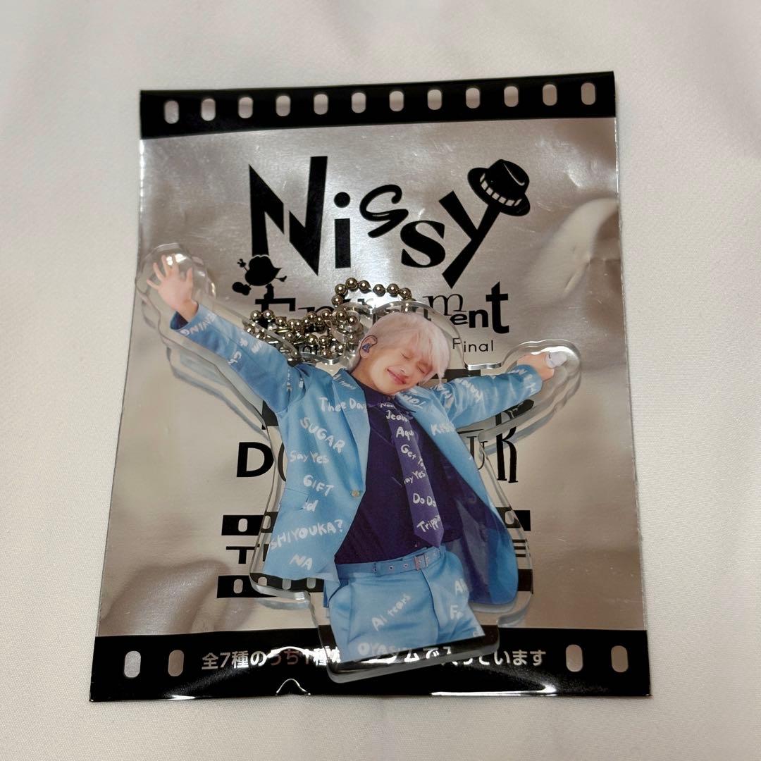 Nissy アクリルキーホルダー247ホルダー（24の7変化） - メルカリ