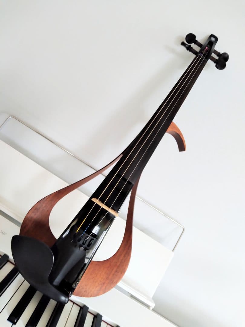 完動品■YAMAHA✧YEV104エレキヴァイオリン/サイレントバイオリン