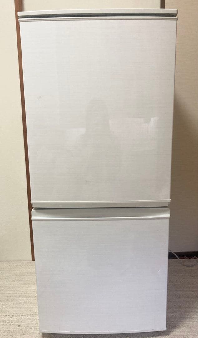 SHARP SJ-D14C-W 冷蔵庫 137L 2017年製 SJ-D14C-W 冷蔵庫 ホワイト系 [137L /2ドア /右開き/左開き付け替え