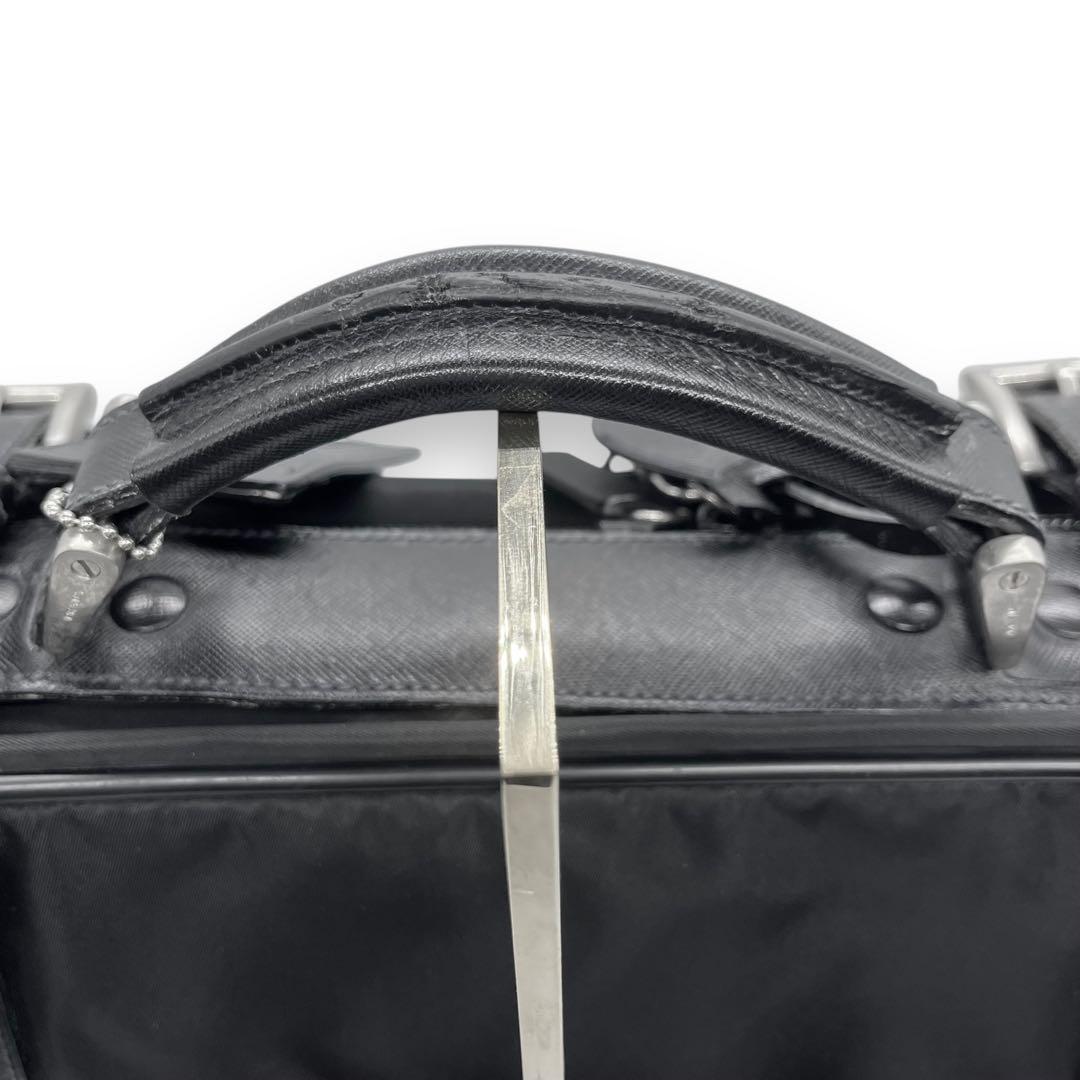 極美品■プラダ　2way　ビジネスバッグ　ナイロン　三角ロゴ　ショルダー付　黒