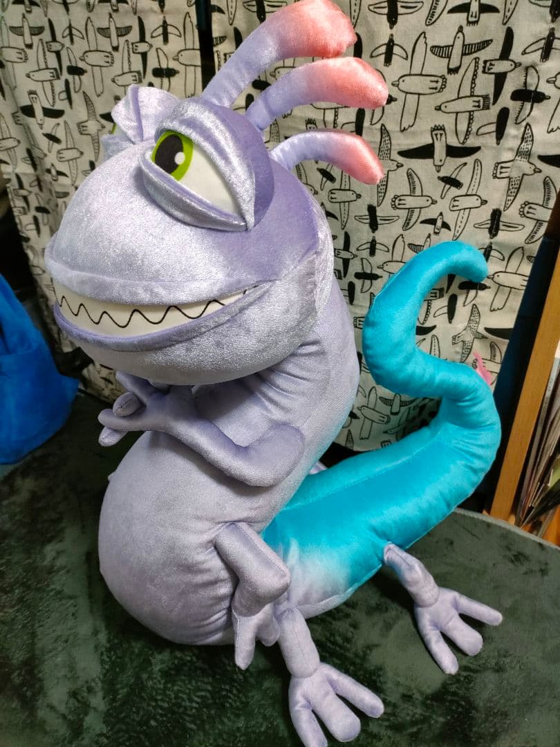 完全受注生産 ランドール ビッグぬいぐるみ モンスターズインク - メルカリ