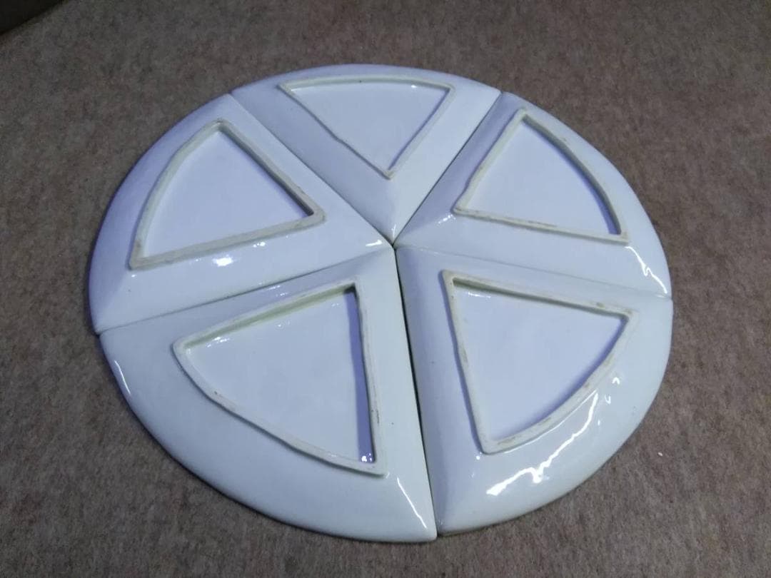 実家の蔵出し品 古伊万里 貴重 浮き彫り 青海波 旧日本地図の図 珍しい